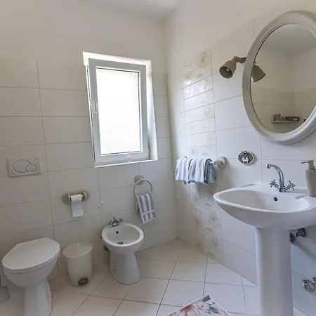 Apartment Piccolo Apt1 With Sea View And Private Parking *